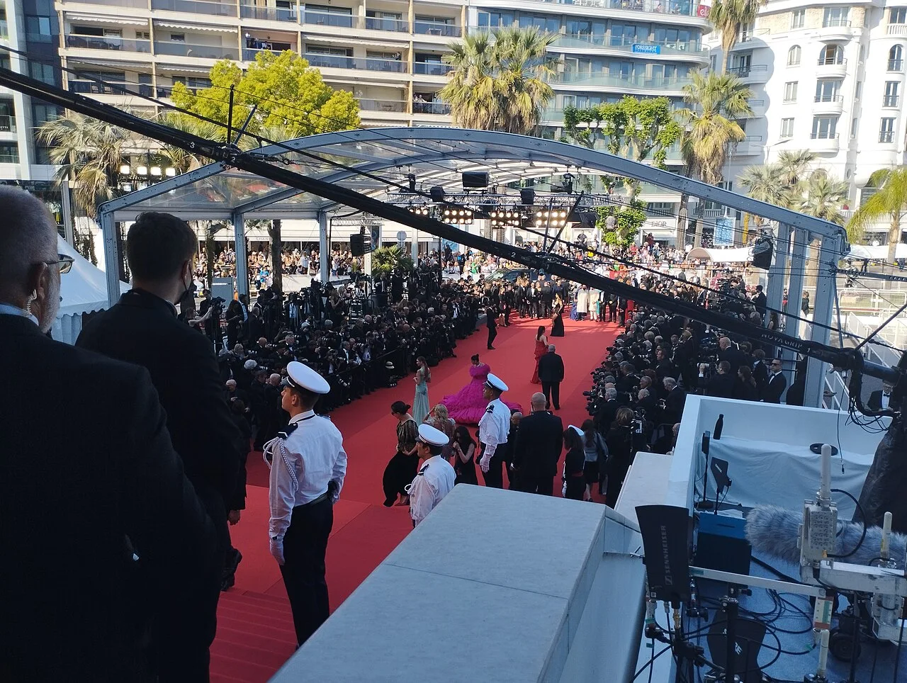 Le tapis rouge du Palais des festivals de Cannes, le 17 mai 2022, illustration de la vie du festival